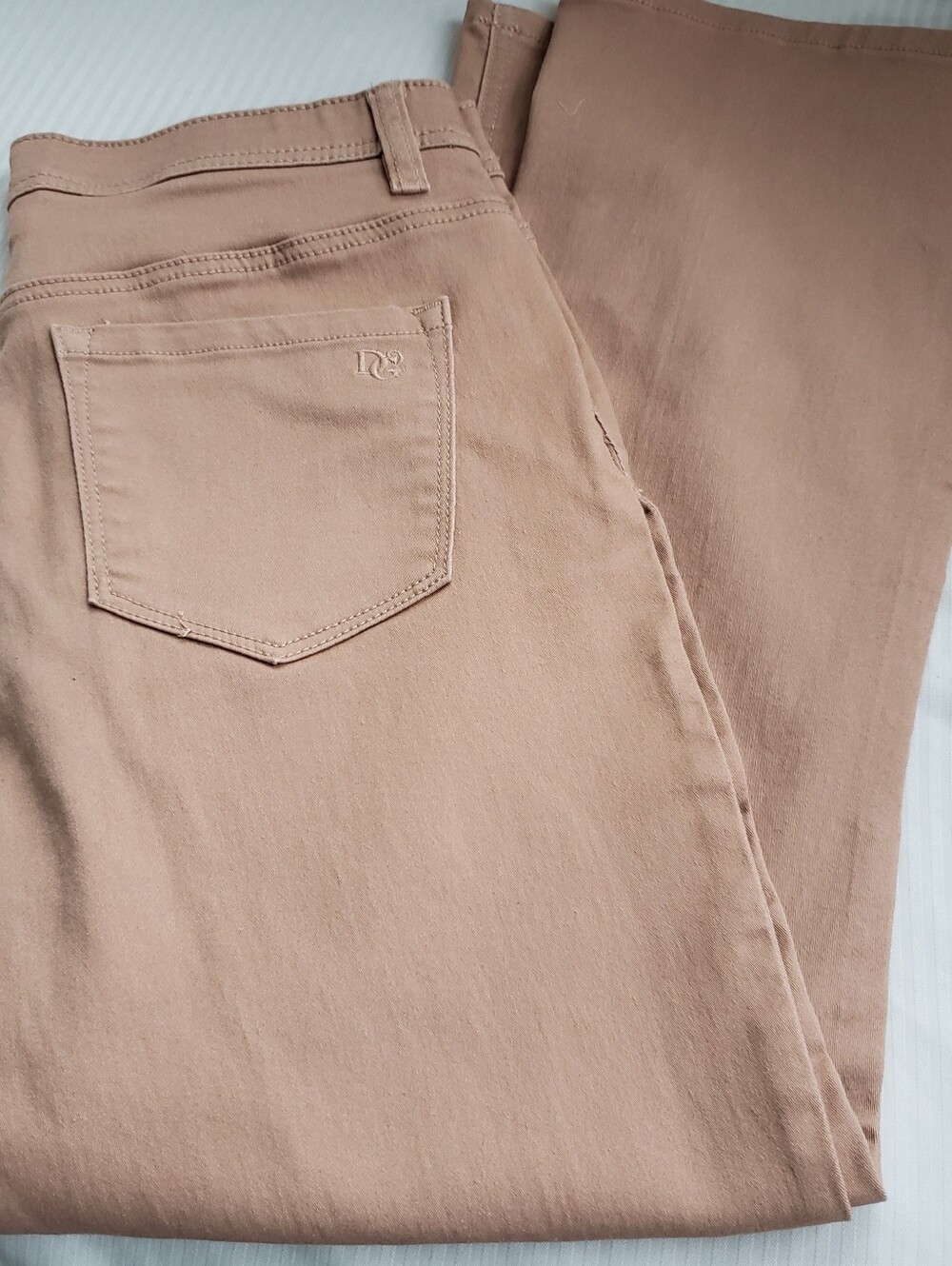 DG2 Stretch Denim Jeans In Cocoa Color.